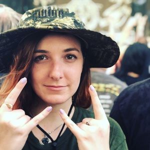 Meet your Posher, Lyndsey